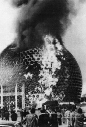 Montreal Biosphere fire 1976 Architekt Richard Buckminster Fuller web
